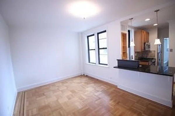 Rented by Realty Nerd | media 11