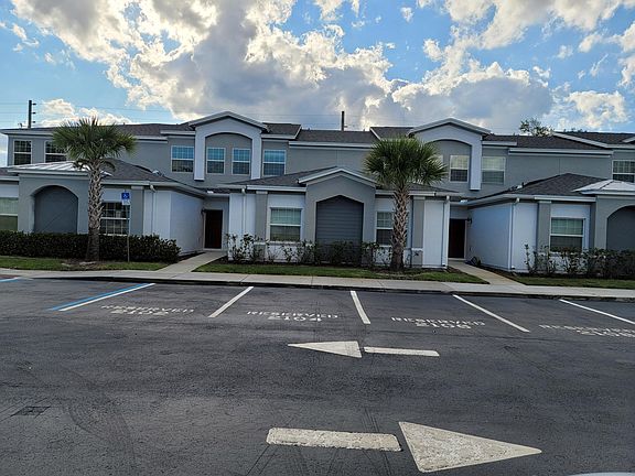 2nd image of 2114 Penny Ln