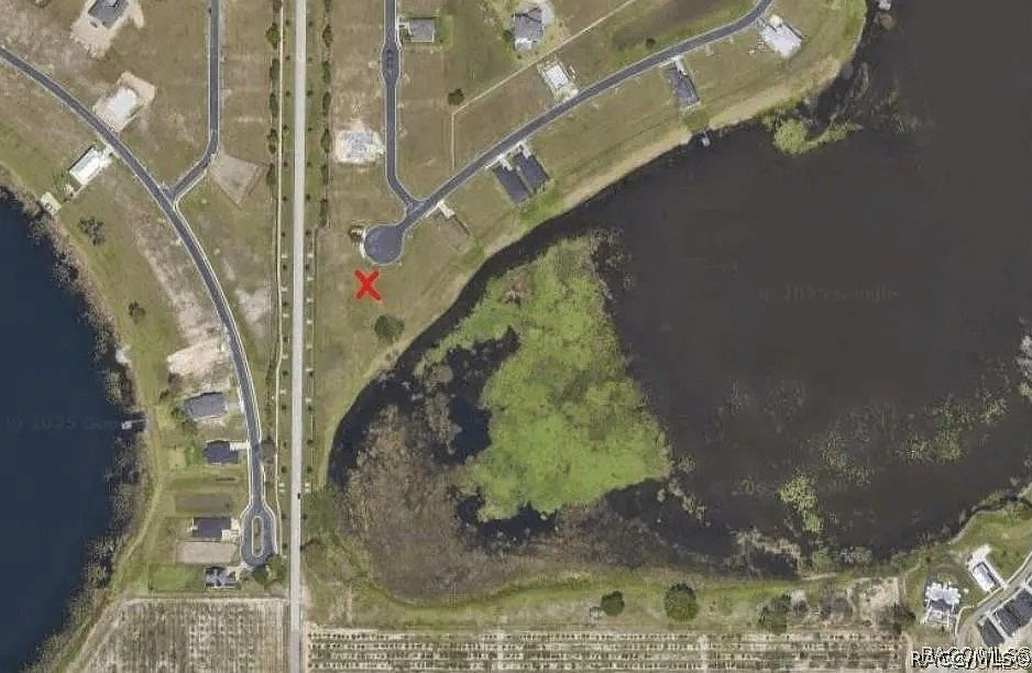 1st image of 108 Caladium Ave