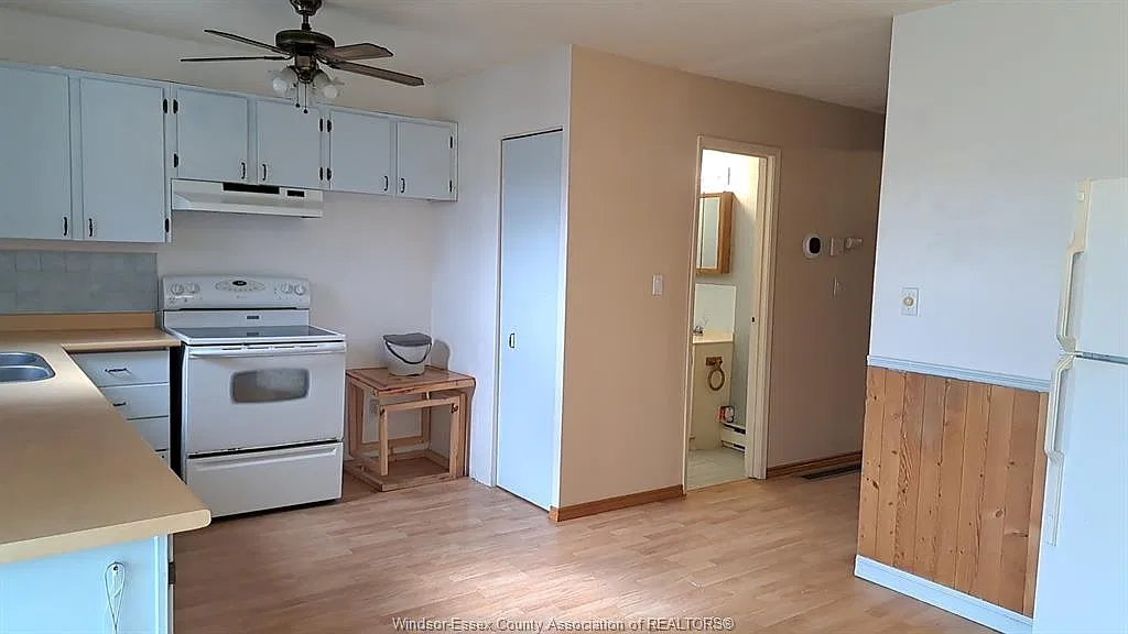 3 bed, 1.5 bath, $2,100 — Photo 3