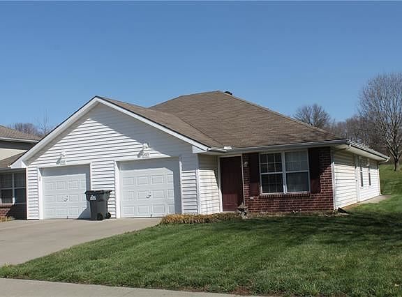 3rd image of 2925 NW Mill Pl