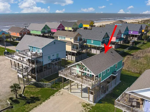 985 Gordon Dr, Port Bolivar, TX 77650