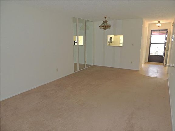 5th image of 601 N Hercules Ave APT 1402