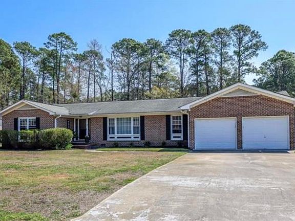 3rd image of 27 Plantation Rd.
