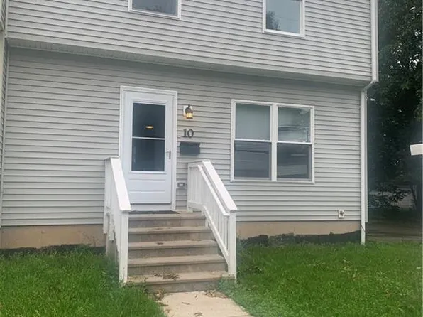 10 Elro St, Manchester, CT 06040