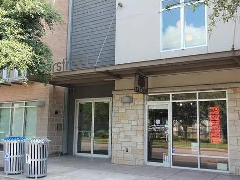 1601 E Cesar Chavez St #204 — Photo 7