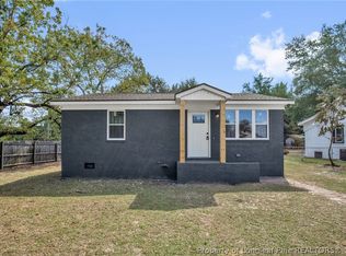 623 Eva Cir, Spring Lake, NC 28390