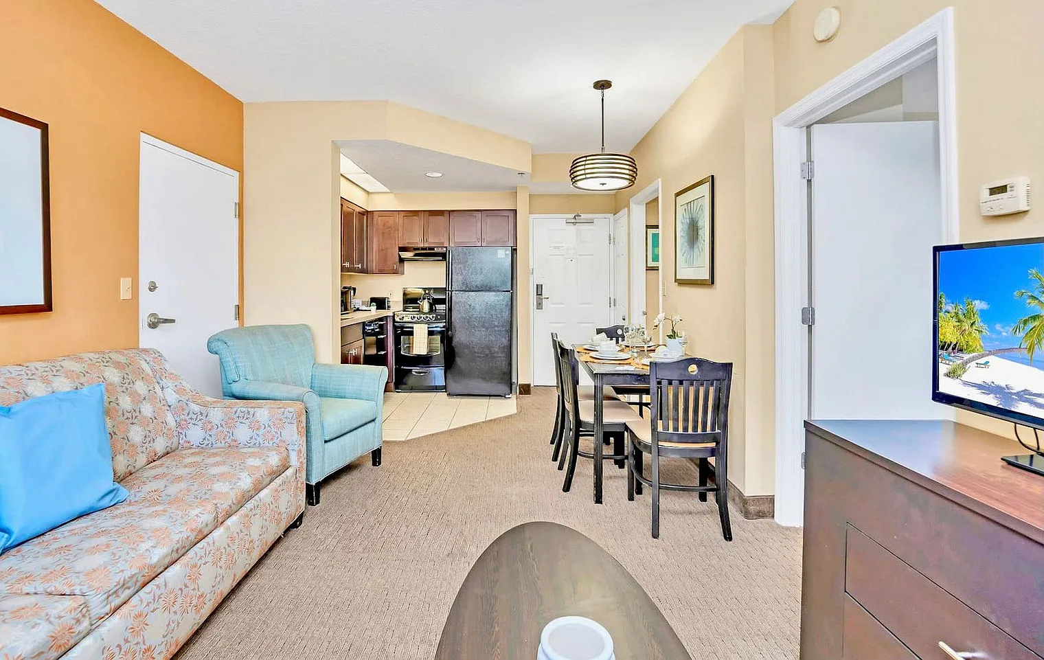 1 bed, 1.0 bath, 538 sqft, $1,667 — Photo 2