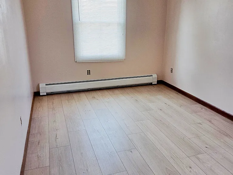 34 Pulaski St — Photo 5