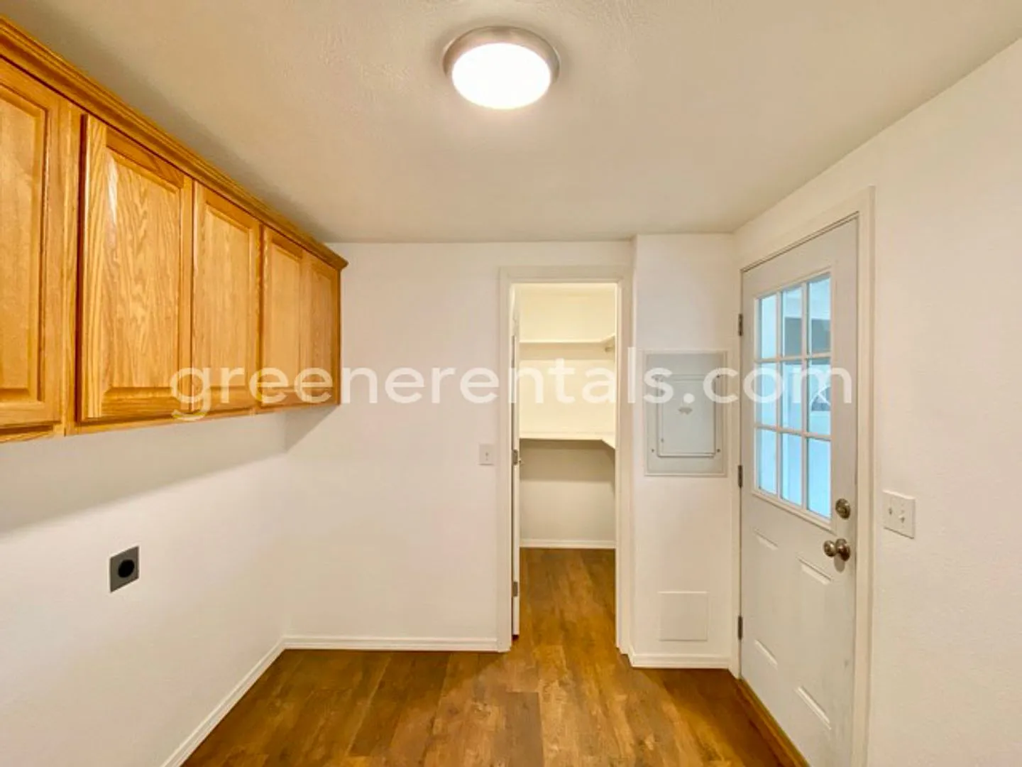 Updated 4BR 2BA Home in Lacey — Photo 4