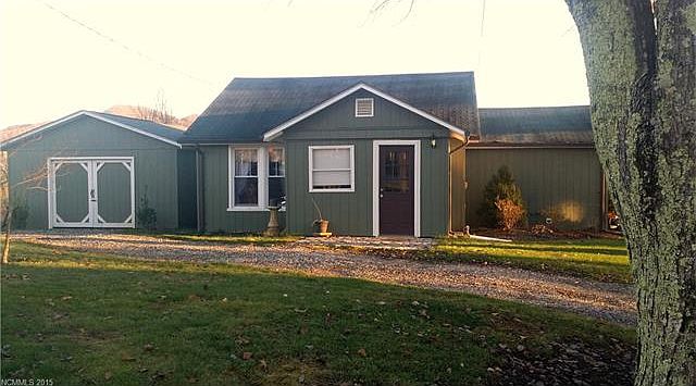 1st image of 511 Oakmont Dr