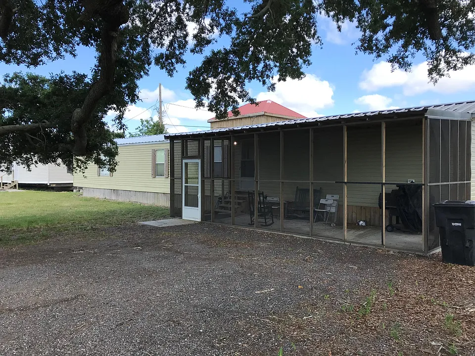 42818 Highway 23