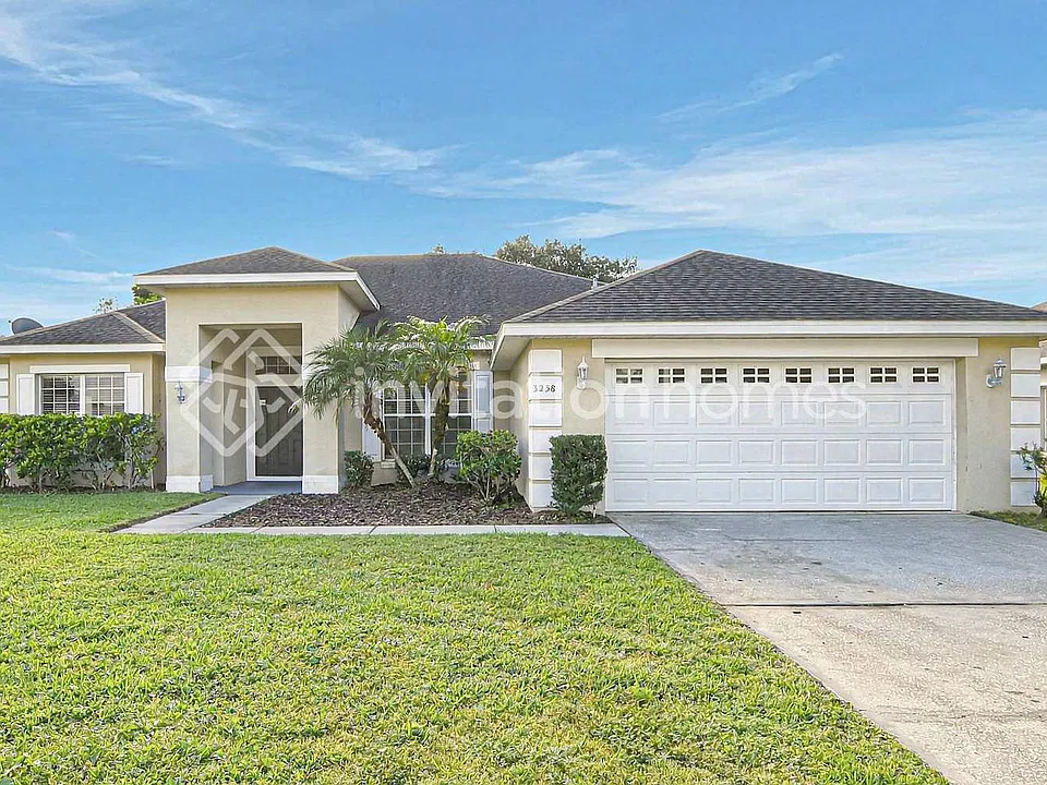 3238 Lorimar Ln