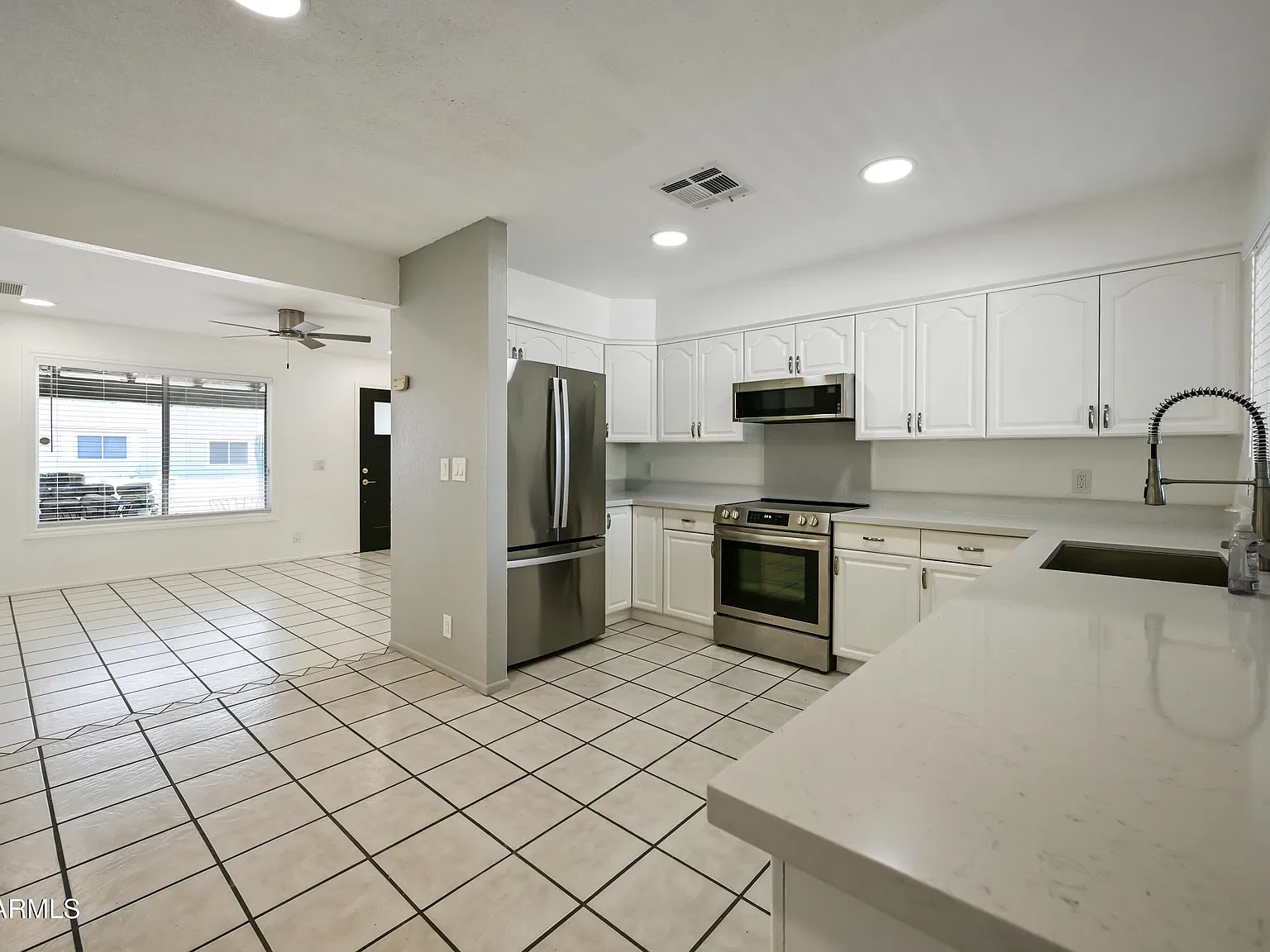 3 bed, 1.5 bath, 1336 sqft, $1,899 — Photo 1