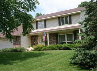 8275 135th St W, Apple Valley, MN 55124