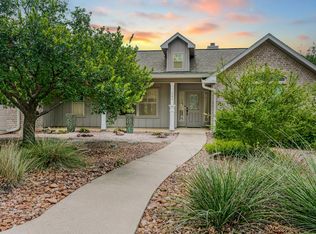 605 Lupine Ln, Fredericksburg, TX 78624