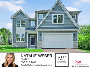 125 Village Rd, Willowbrook, IL 60527