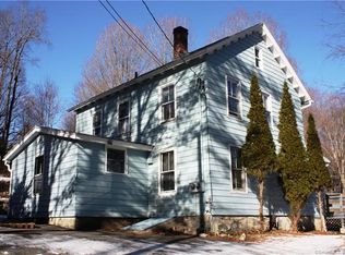 26 Orchard St, Winsted, CT 06098