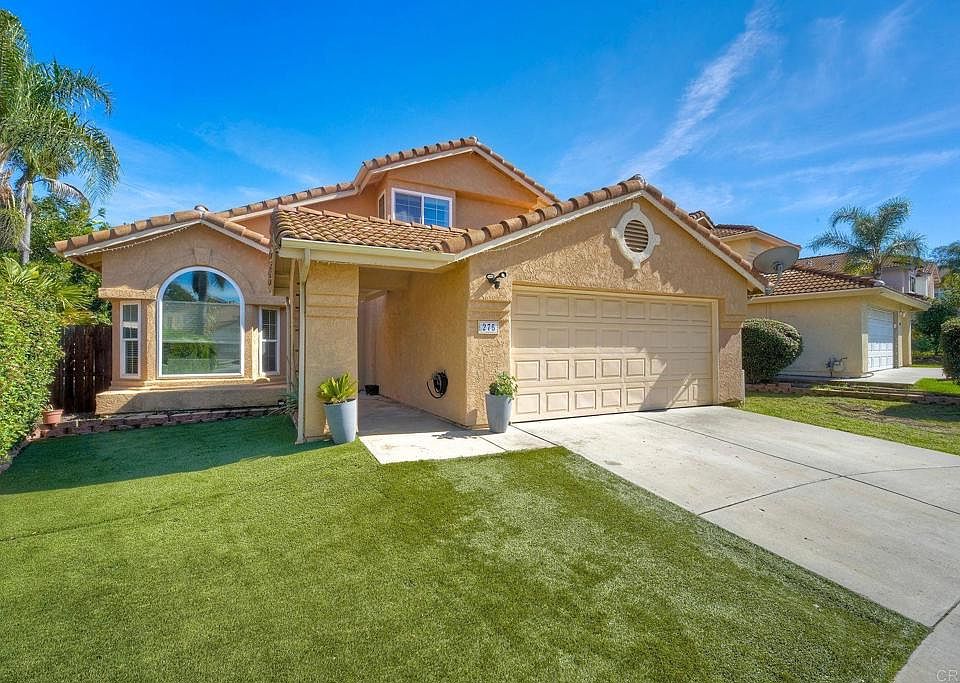 1st image of 275 Royal Glen Dr