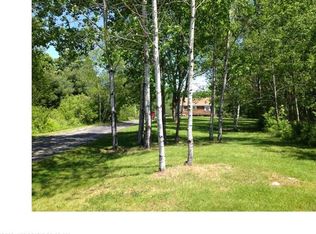 471 Augusta Rd, Topsham, ME 04086