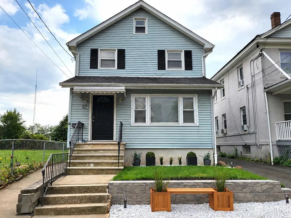 41 2nd Ave
