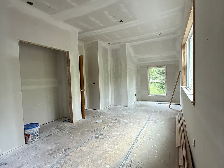 Sullivan Dr — Photo 6