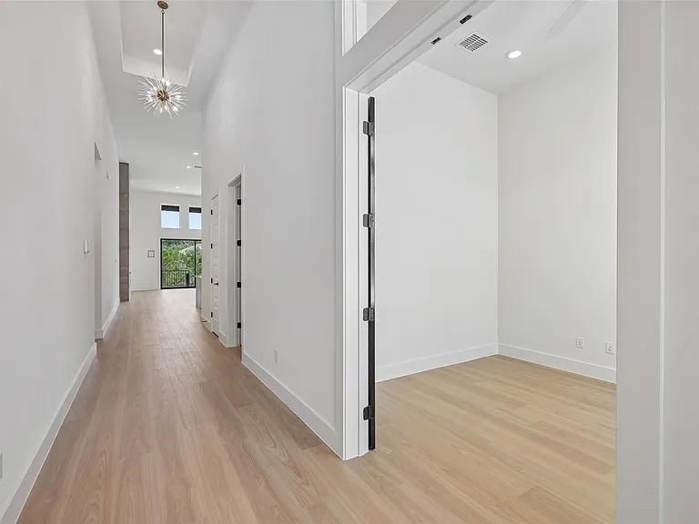 4908 Turquesa Dr — Photo 17