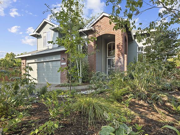 3rd image of 8144 SW Coral Bell Ct