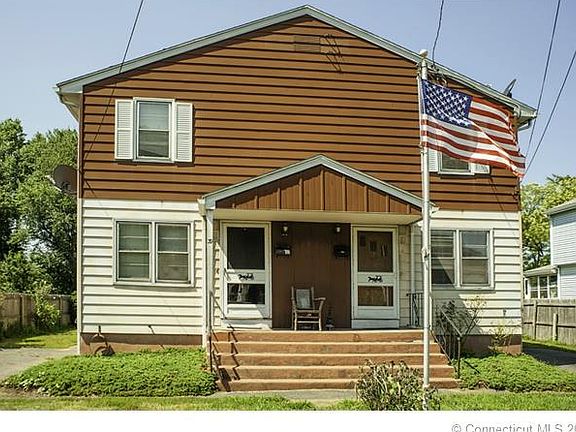 Owner occupied, this Duplex...