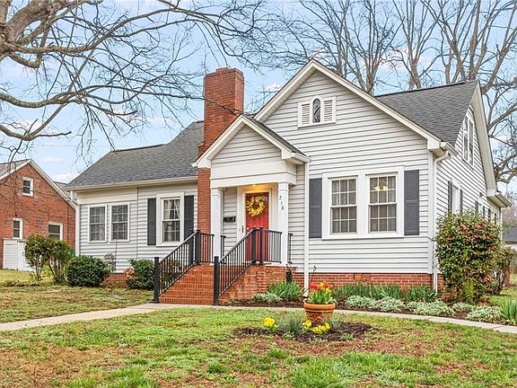 2nd image of 218 Queen Anne Rd