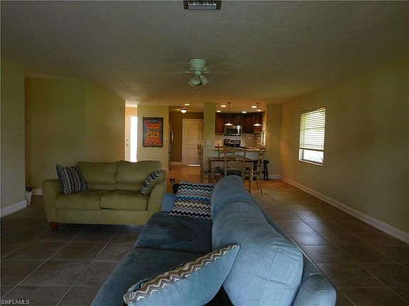 5th image of 5564 Hamlet Ln