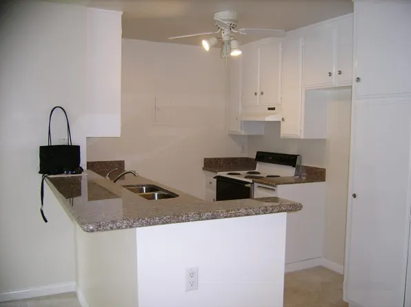 2521 W Sunflower Ave Unit P1, Santa Ana, CA 92704