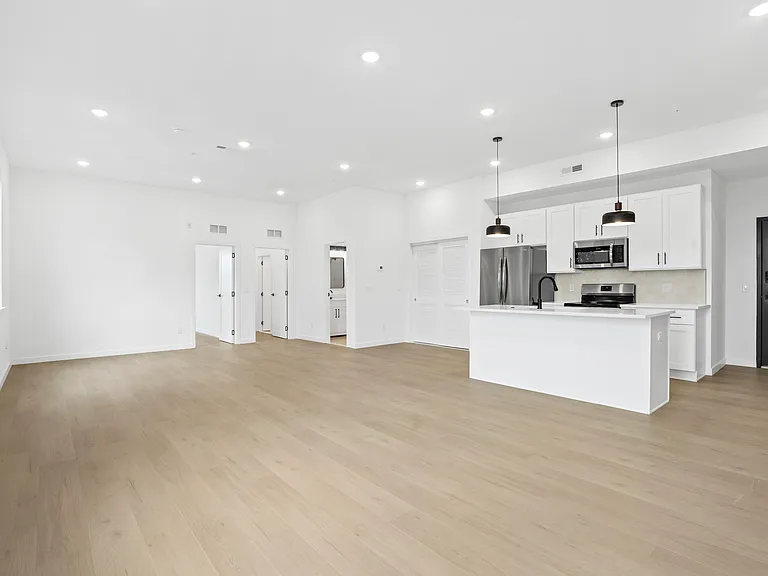 Atlas Lofts — Photo 17