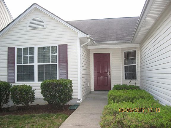 3rd image of 809 Seminole Creek Ct