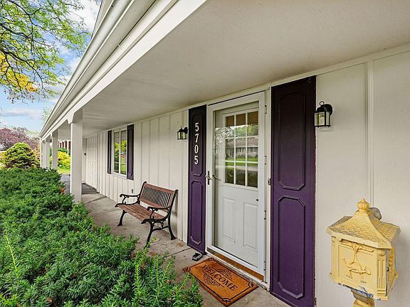 2nd image of 5705 Lois Ln