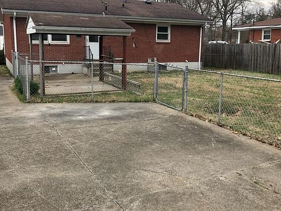 2nd image of 7103 Daisy Ave
