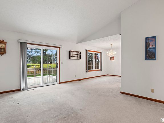 5th image of 520 Mallard Dr