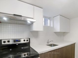 28 Charlbrook Ave #BASEMENT, Barrie, ON L4M 2Y4