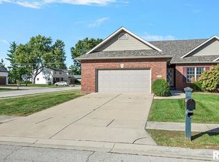 501 Grove St, Chatham, IL 62629