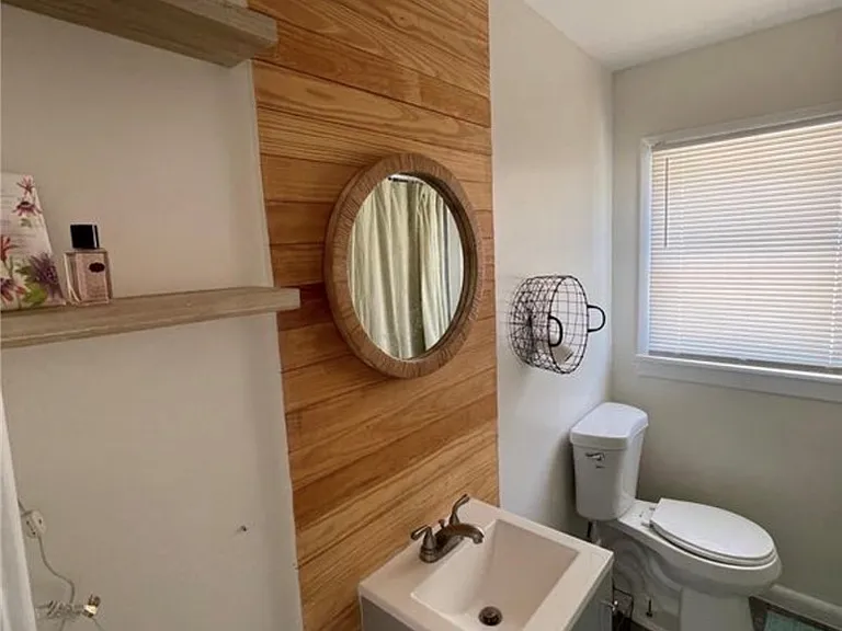 26900 N Riverside Dr — Photo 6