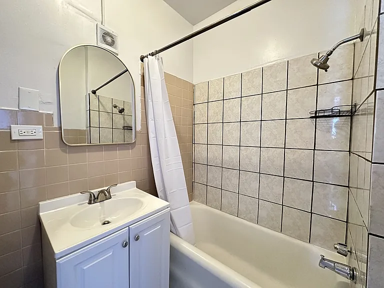 7147 S Constance Ave #E3 — Photo 20