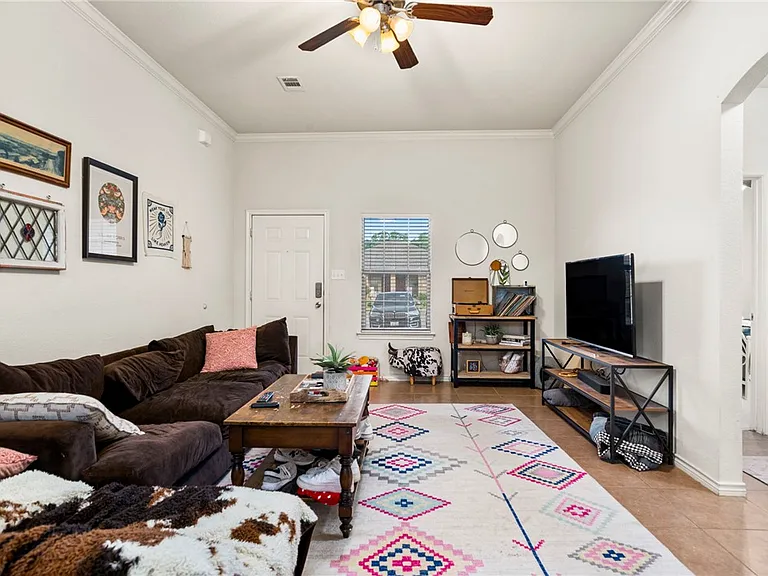 4407 Reveille Rd — Photo 7