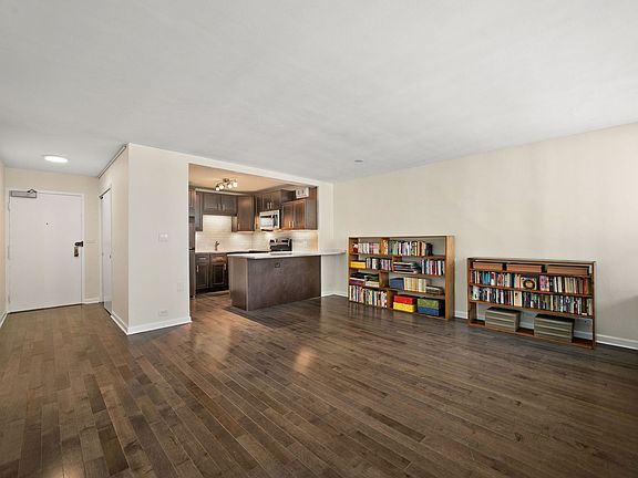 5th image of 3550 N Lake Shore Dr APT 1922