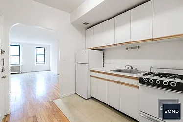 Rented by Bond New York