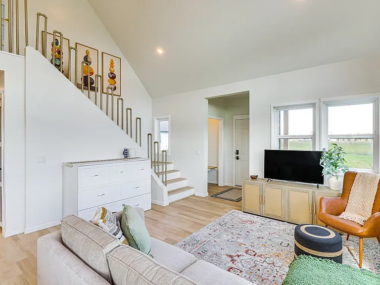 1097 Tree Farm Rd #1 — Photo 9