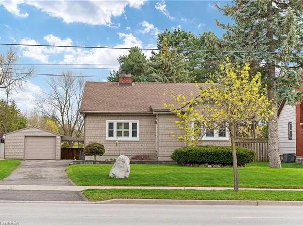 111 Tollgate Rd, Brantford, ON N3R 4Z8