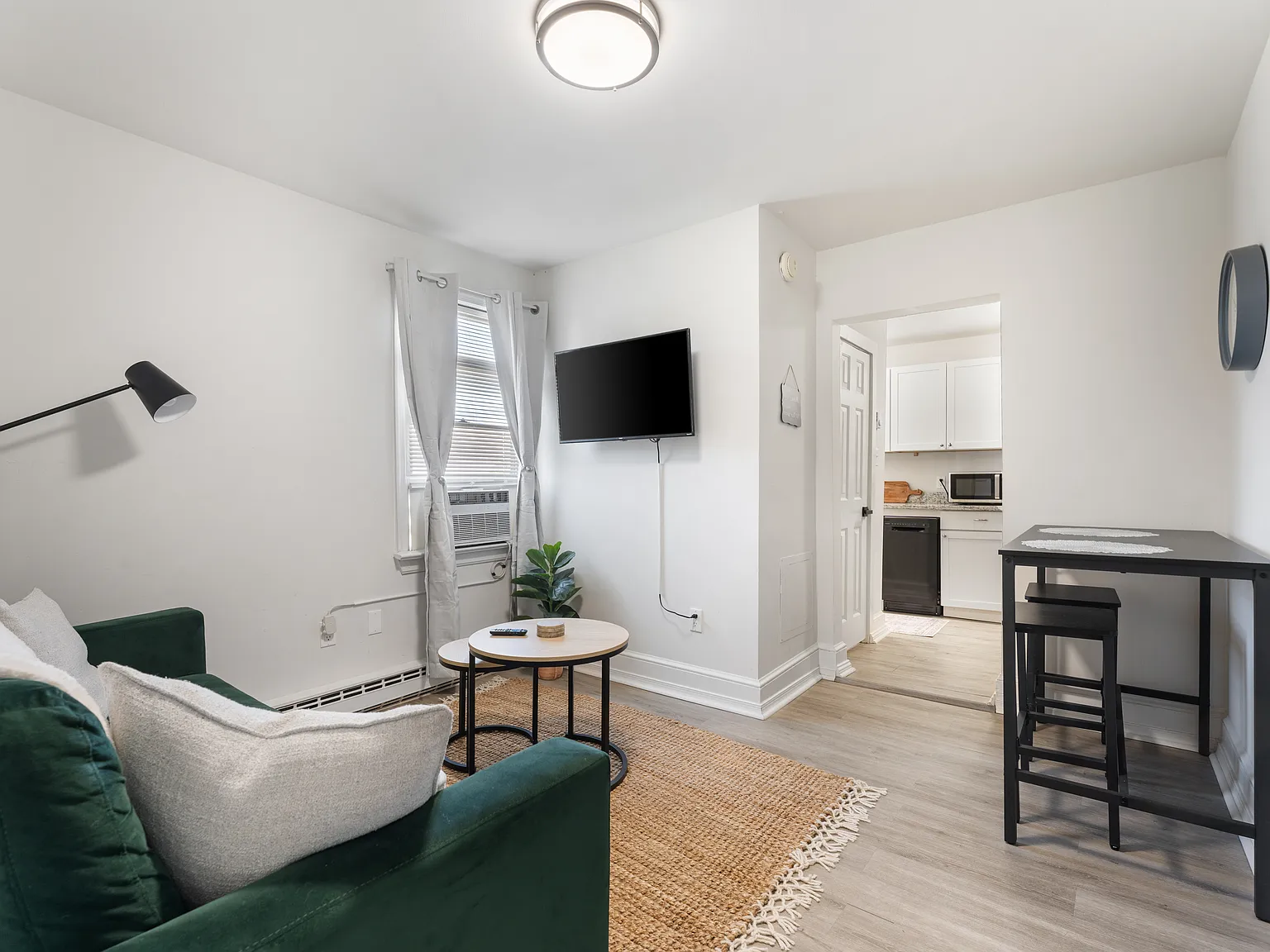 1 bed, $2,795 — Photo 3