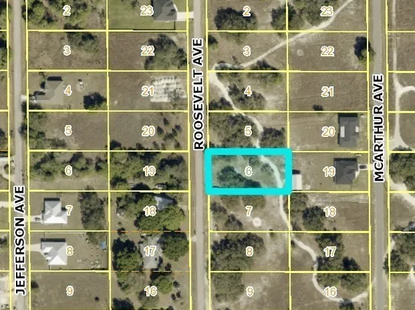 1712 Roosevelt Ave, Lehigh Acres, FL 33972