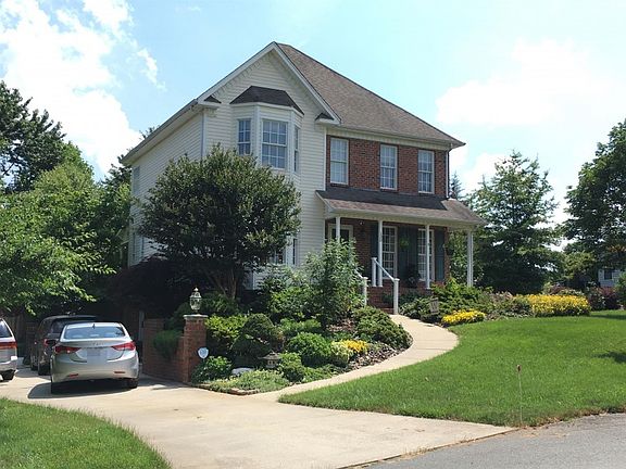 2nd image of 130 Woodstaff Dr