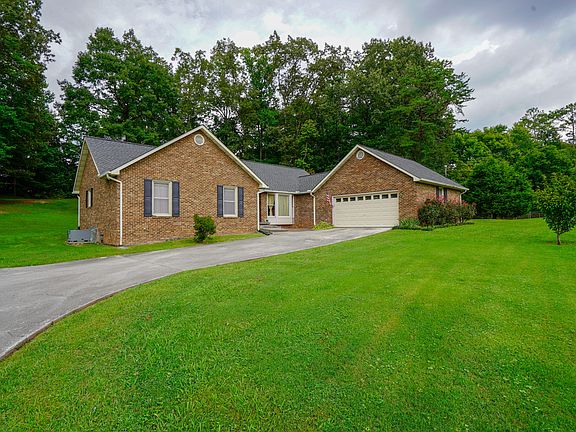 3rd image of 3806 Shielingworth Ct
